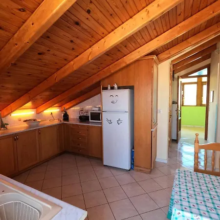 Loft 20m From Sea Apartment Melission