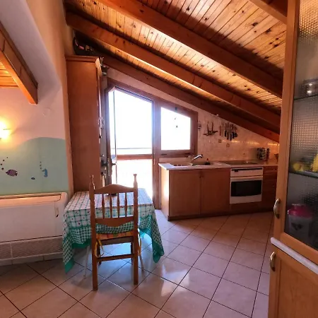 Loft 20m From Sea Apartment Melission