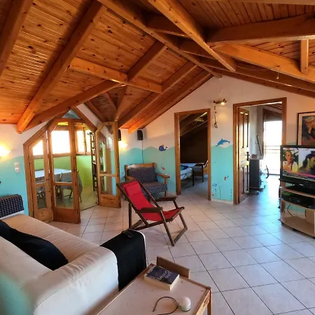 Apartment Loft 20m From Sea Melission