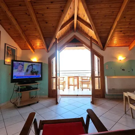 Loft 20m From Sea アパート