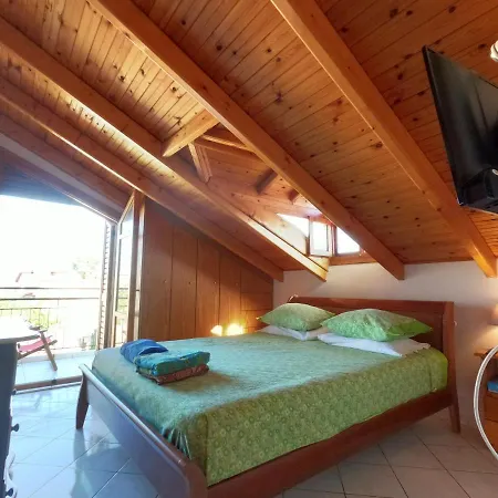 Loft 20m From Sea * Melíssion